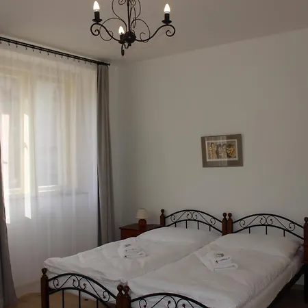 Cerny Kun Hotel 3*