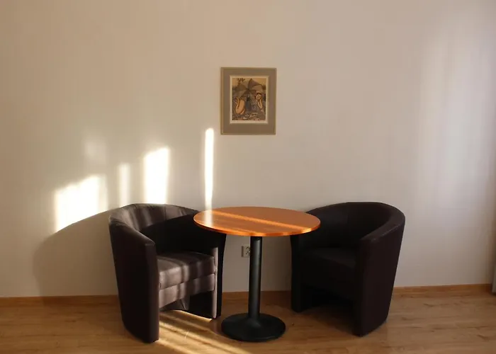 Cerny Kun 3* Louny