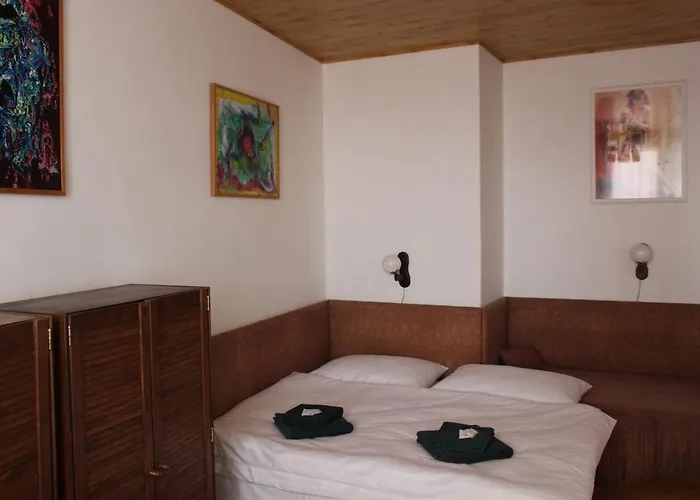 Cerny Kun Hotel 3*